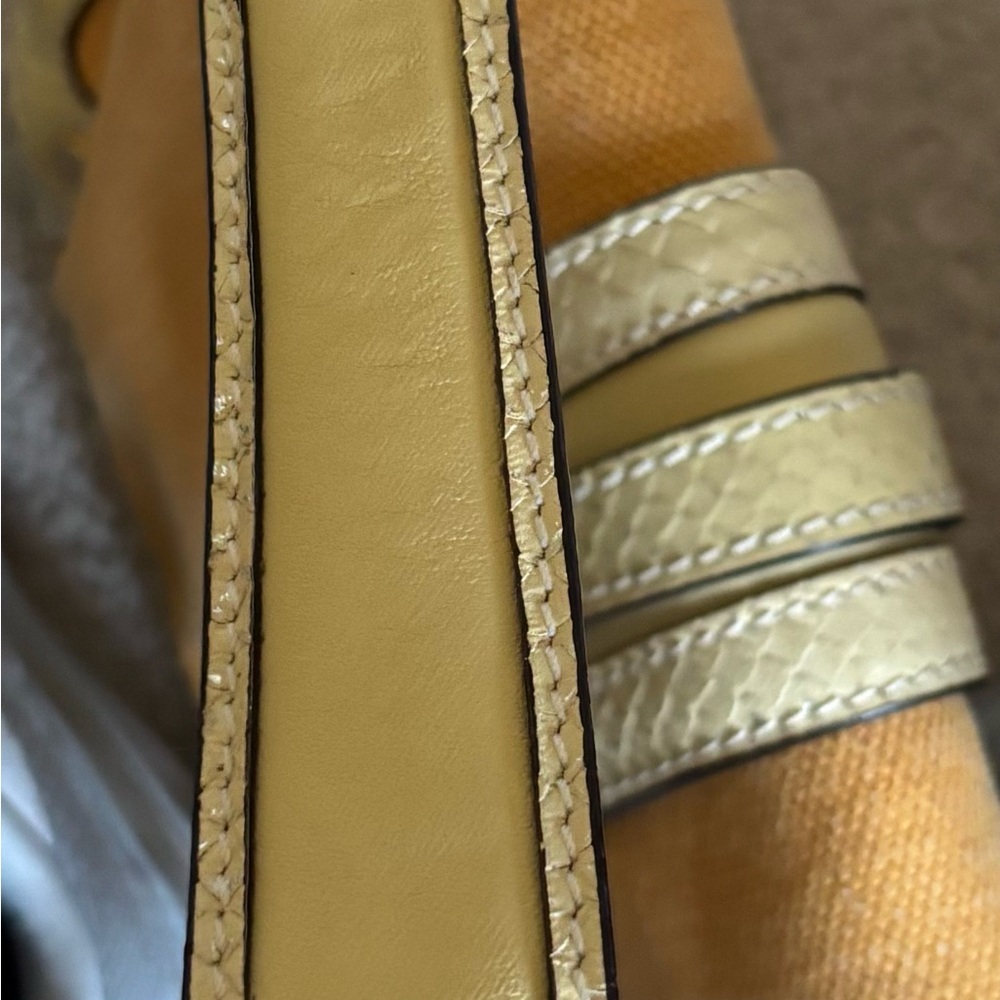 Genuine leather and canvas buttery yellow Shoulder Bag - Picture 12 of 13